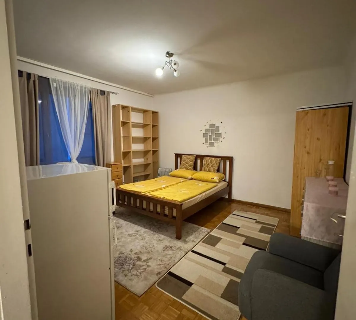 Schoene Angenehme Wohnung Vienna 0*,  Austria