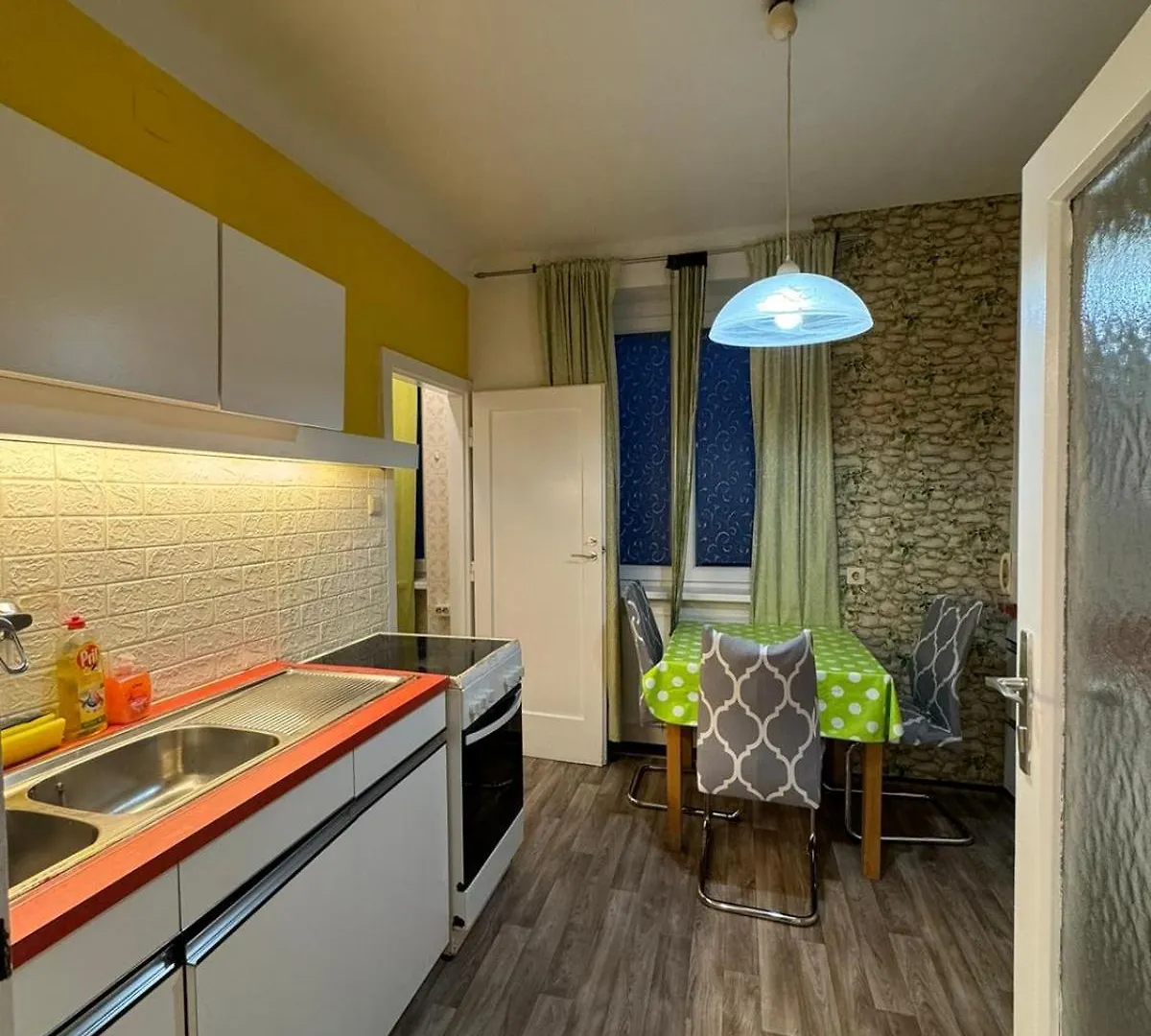 Apartment Schoene Angenehme Wohnung Vienna